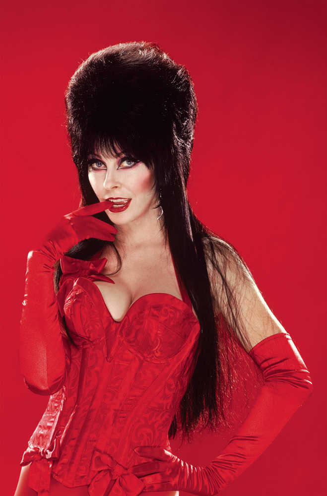Elvira Meets Hp Lovecraft