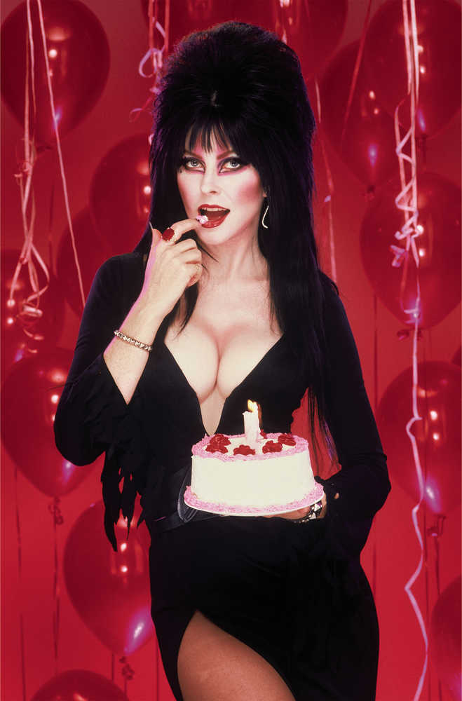 Elvira Meets Hp Lovecraft