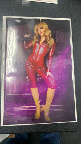 Barbarella The Center Cannot Hold #4 Cover H 10 Copy Variant Edition Cosplay