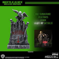 Beetlejuice Deluxe Edition One:12 Collective Action Figure