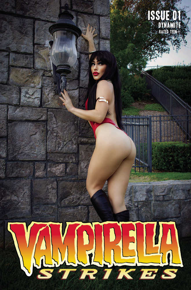 Vampirella Strikes